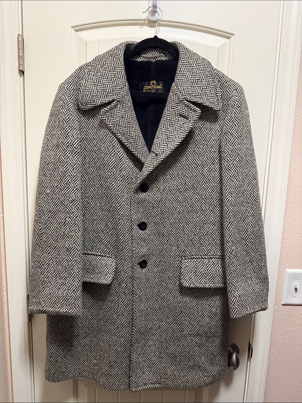 Men's Black & White Wool Herringbone San Francisco Coat